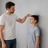 Wie kann ich wachsen? fakten, möglichkeiten und tipps für mehr körpergröße